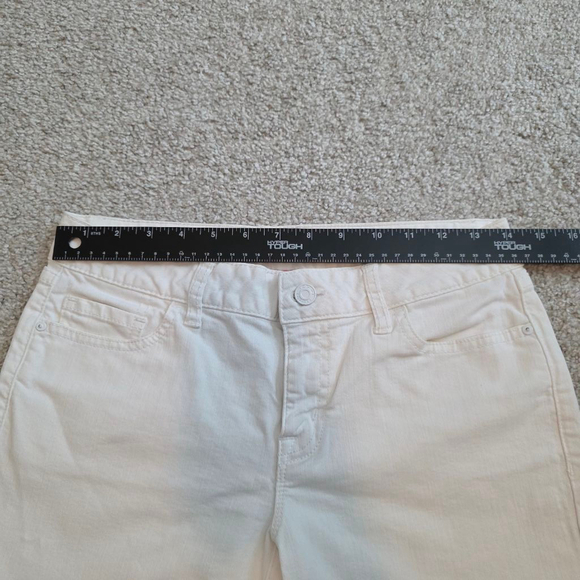 Women's Tommy Hilfiger White Shorts Size 2 - Picture 5 of 8